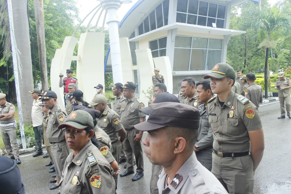 Aksi Unjuk Rasa Terkait Pendidikan di NTT
