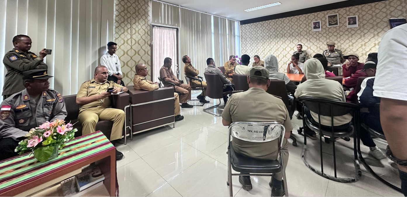 Aksi Unjuk Rasa Terkait Pendidikan di NTT